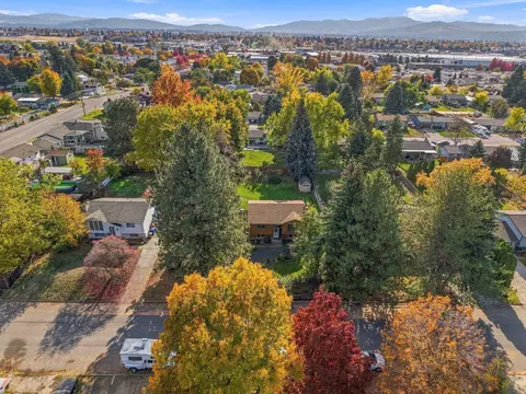 View/Area - 11404 E Frederick Ave, Spokane Valley, WA 99206 photo 2 of 4