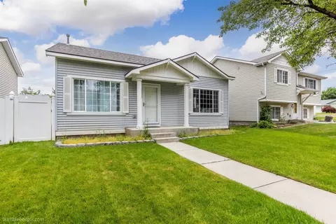 Exterior - 10209 E 17th Ln, Spokane Valley, WA 99206 photo 2 of 7