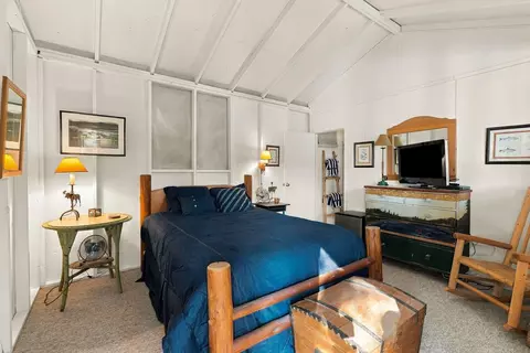 Bedroom - 6674 E Sunset Beach Rd, Hayden, ID 83835 photo 5 of 7
