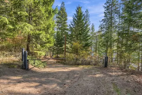 Exterior - 6674 E Sunset Beach Rd, Hayden, ID 83835 photo 7 of 9