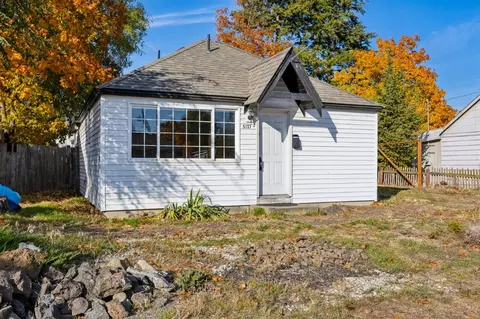 5127 N Maple St, Spokane, WA 99205