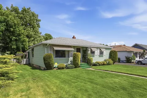 Exterior - 309 E Nebraska Ave, Spokane, WA 99207 photo 2 of 14