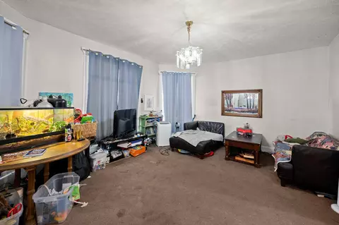 Living - 2924 E Broad Ave, Spokane, WA 99217 photo 3 of 4