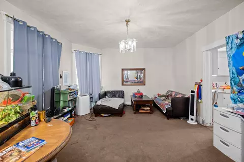 Living - 2924 E Broad Ave, Spokane, WA 99217 photo 4 of 4