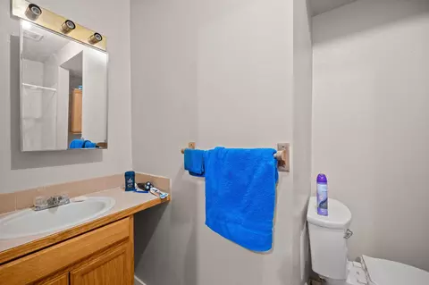Bath - 2924 E Broad Ave, Spokane, WA 99217 photo 6 of 7
