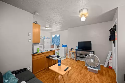 Living - 2924 E Broad Ave, Spokane, WA 99217 photo 2 of 4