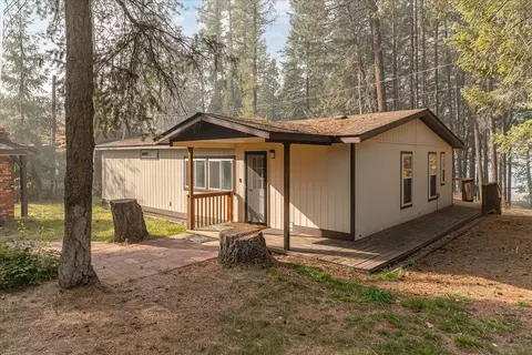 32 San Poil Dr, Inchelium, WA 99138