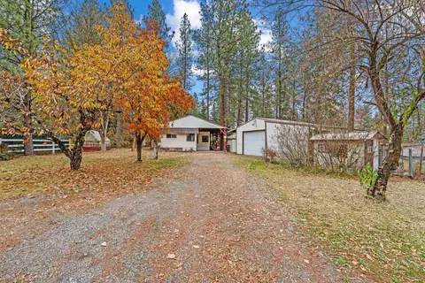 26002 N Chattaroy Cir, Chattaroy, WA 99003