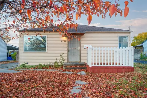 2504 W Wellesley Ave, Spokane, WA 99205