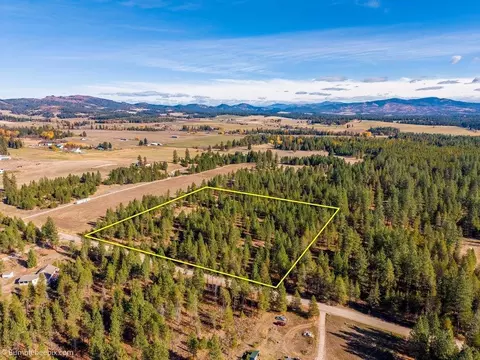 40 N Nn N Hardesty Rd, Elk, WA 99009