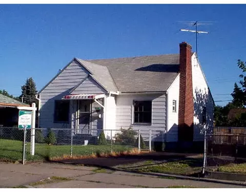 1104 E Longfellow, Spokane, WA 99207 photo 1