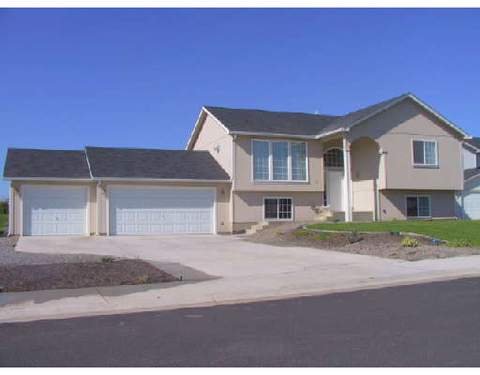 421 E Trevor, Colbert, WA 99005 photo 1