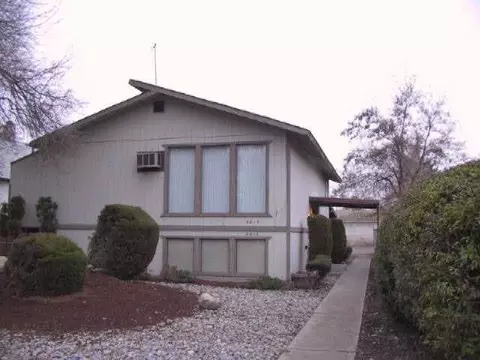 2214 E Sinto, Spokane, WA 99202 photo 1