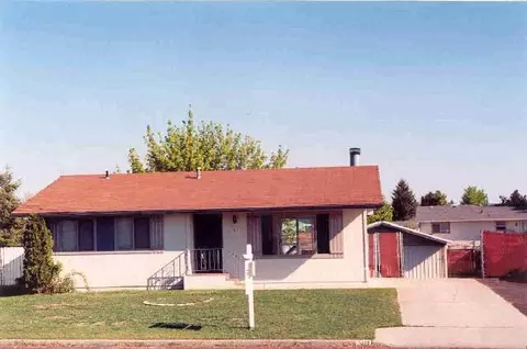703 E Cascade Pl, Spokane, WA 99208 photo 1