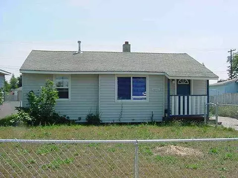 1908 E Longfellow, Spokane, WA 99207 photo 1