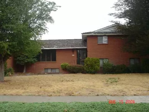 2605 E Sharp, Spokane, WA 99202 photo 1
