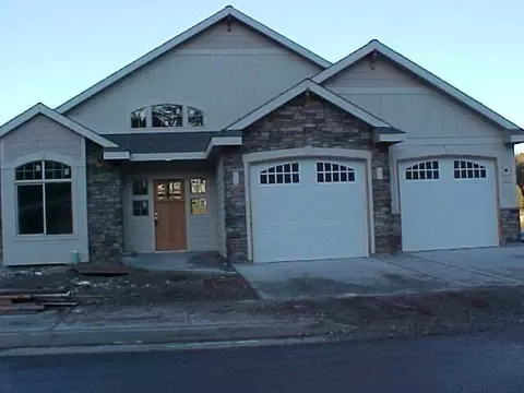 519 E Lakeview, Spokane, WA 99208 photo 1
