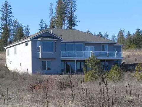 2212 E Half Moon Lk, Colbert, WA 99005 photo 2