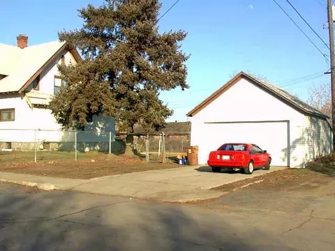 1204 E Baldwin, Spokane, WA 99207 photo 3