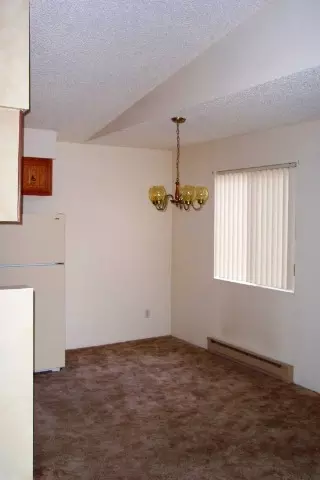 106 E Weile #4, Spokane, WA 99208 photo 3