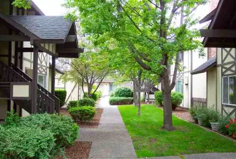 106 E Weile #4, Spokane, WA 99208 photo 8