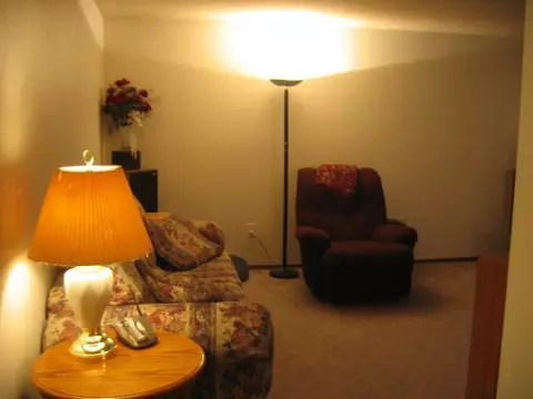 706 E Cascade Pl, Spokane, WA 99208 photo 2
