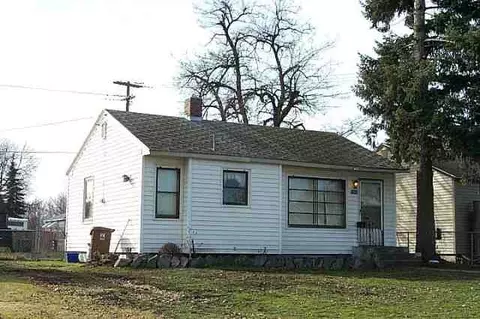 2908 E Nora, Spokane, WA 99207 photo 1