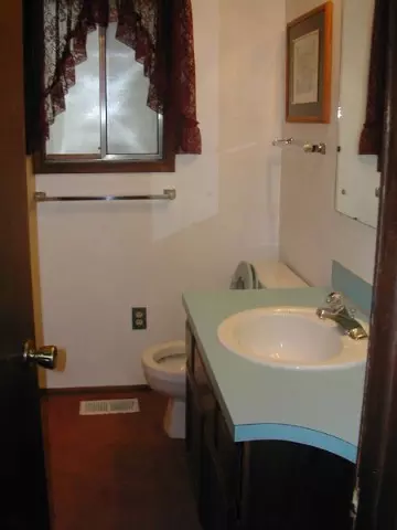 1918 E 17th, Spokane, WA 99203 photo 7