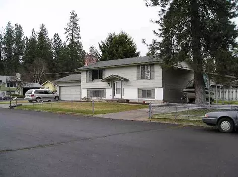 816 E Greenleaf Dr, Spokane, WA 99208 photo 1