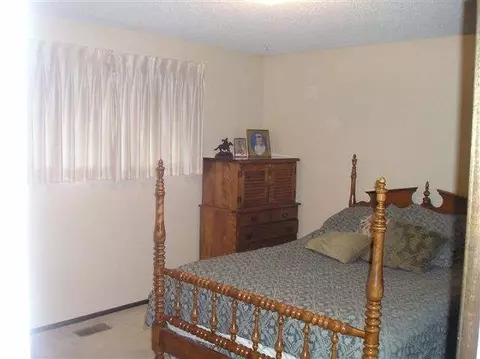 816 E Greenleaf Dr, Spokane, WA 99208 photo 6