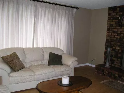 816 E Greenleaf Dr, Spokane, WA 99208 photo 2