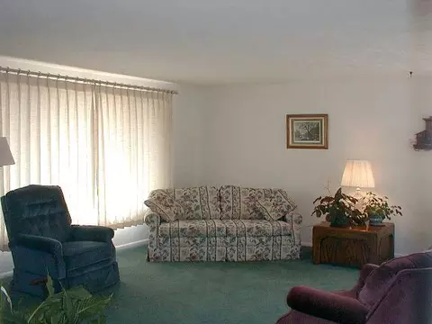 605 E Bismark, Spokane, WA 99208 photo 2
