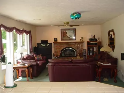 1507 E Riverview Dr, Colbert, WA 99005 photo 3