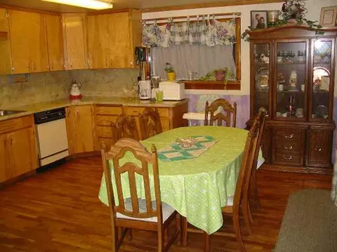 2117 E Sanson, Spokane, WA 99207 photo 3