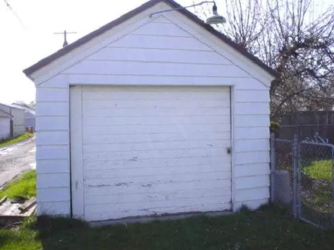 2426 E Marshall, Spokane, WA 99207 photo 3