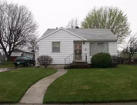 1208 Everett, Spokane, WA 99207 photo 1
