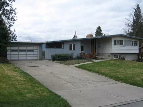 11922 E 20th, Spokane, WA 99206 photo 1