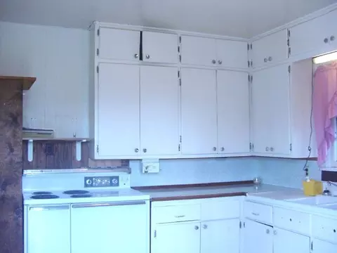 803 E Crown Ave, Spokane, WA 99207 photo 5