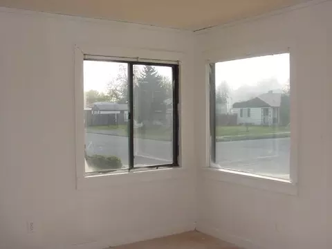 803 E Crown Ave, Spokane, WA 99207 photo 7