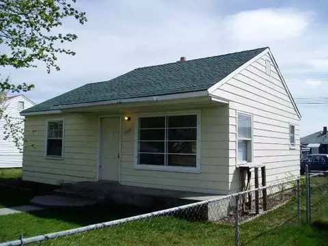 1208 E Walton, Spokane, WA 99207 photo 1