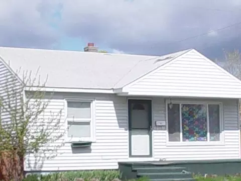 1227 E Hoffman, Spokane, WA 99207 photo 1