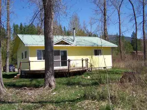 601 Riverbend Loop Rd, Cusick, WA 99119 photo 1