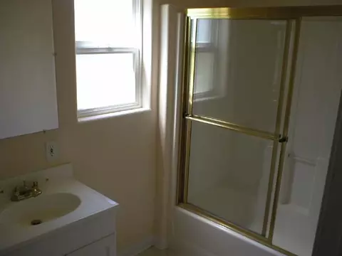 717 E Hoffman, Spokane, WA 99207 photo 8