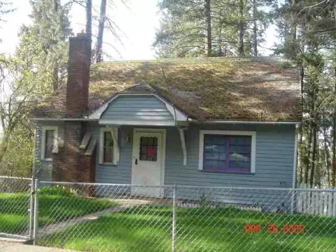1905 E 18th, Spokane, WA 99203 photo 1