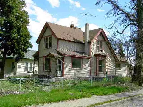 2002 E 1st, Spokane, WA 99202 photo 1