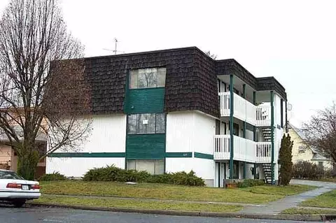 327 E Augusta, Spokane, WA 99207 photo 1