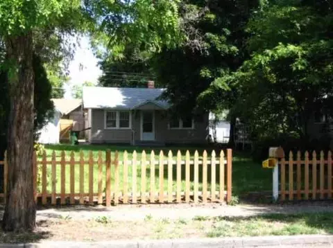 407 E Crown, Spokane, WA 99207 photo 1