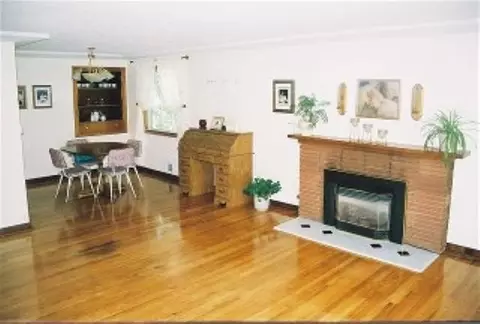 724 E Hoffman, Spokane, WA 99207 photo 2
