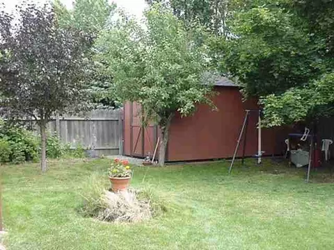 516 E Shenandoah, Spokane, WA 99208 photo 8