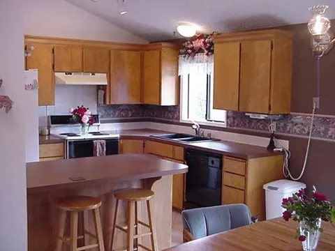 516 E Shenandoah, Spokane, WA 99208 photo 4